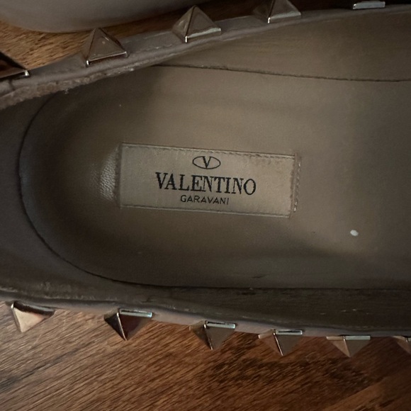 Beige patent Valentino rock stud flats size 41.5 - Picture 7 of 9